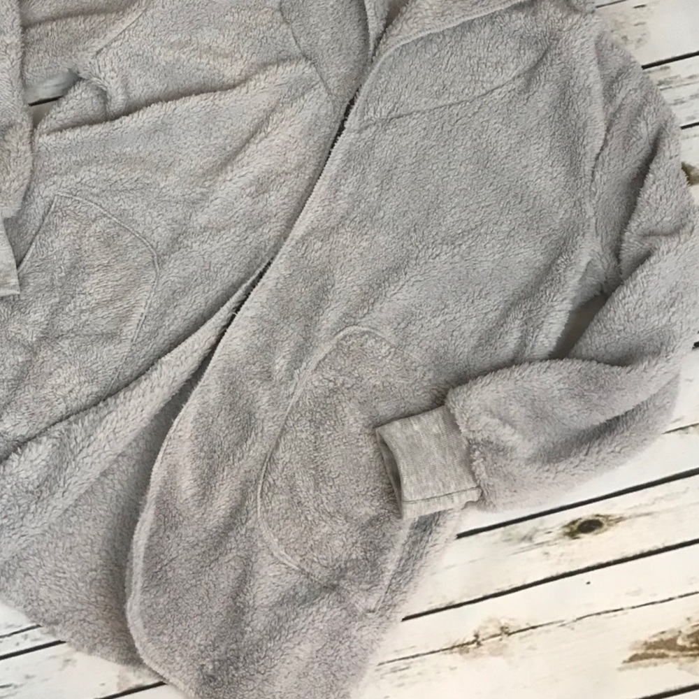 Plush Gray Fleece Hooded Cardigan with Pockets - Picture 9 of 11
